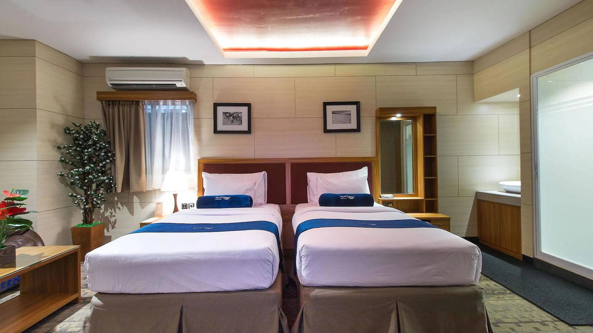 Kutabex Beachfront Hotel Kuta (Bali)
