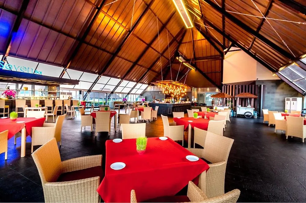Kutabex Beachfront Hotel 3*, Kuta (Bali)