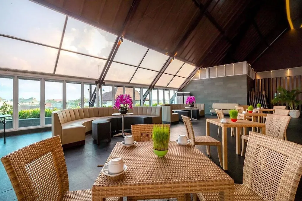 Kutabex Beachfront Hotel